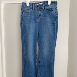 Women’s Bootcut Levi’s Jeans